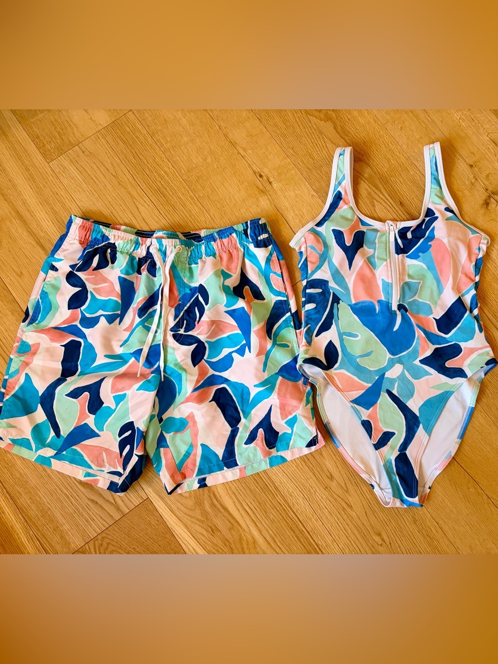 Old Navy men’s Med and women’s XS matching swimsuits